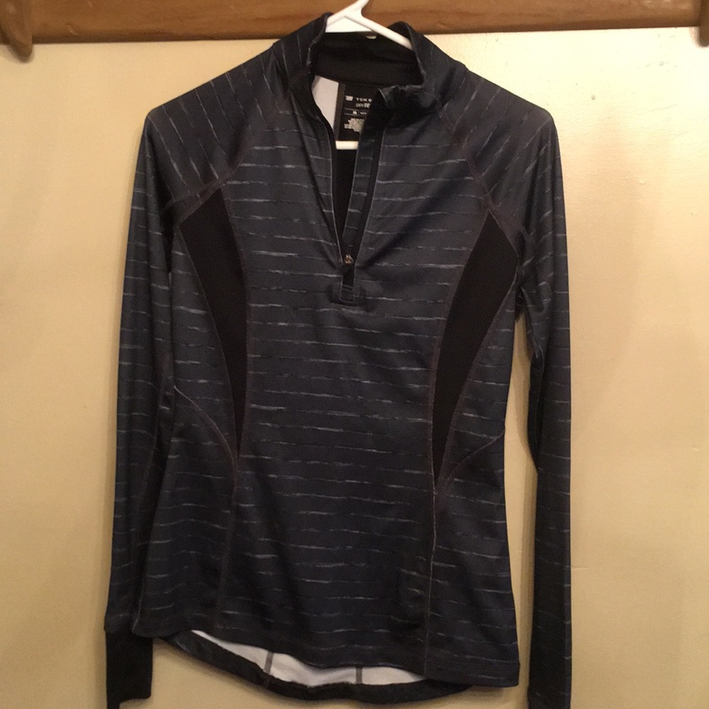 Tek Gear quarter zip top